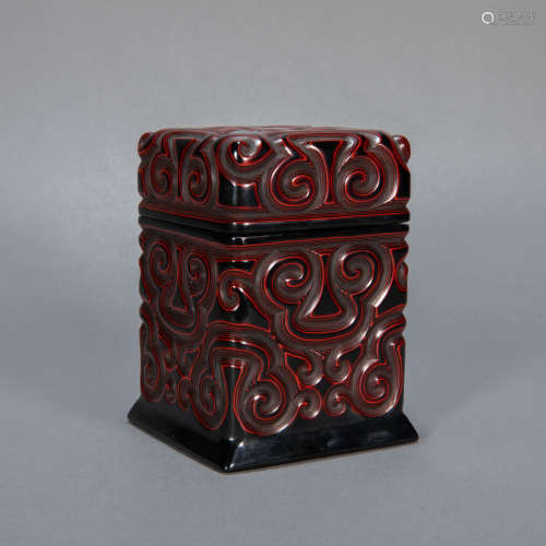 ANCIENT CHINESE LACQUER SQUARE BOX
