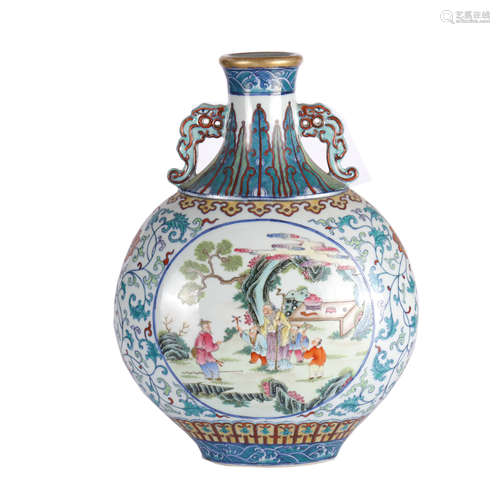 Qing Dynasty - Colored and Patterned Vase