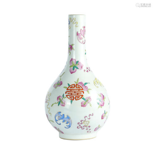 Qing Dynasty - Colored and Patterned Vase