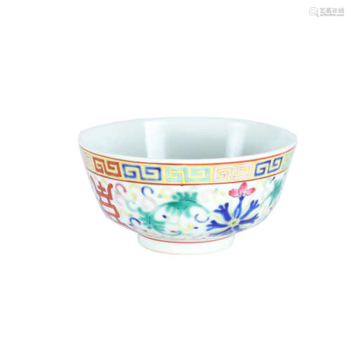 Qing Dynasty - Colored and Patterned Bowl