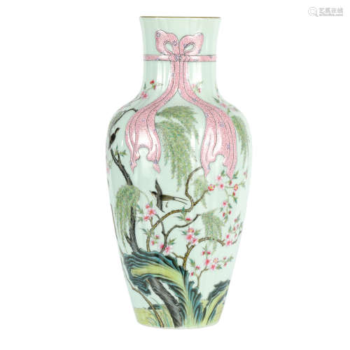 Qing Dynasty - Colored and Patterned Vase