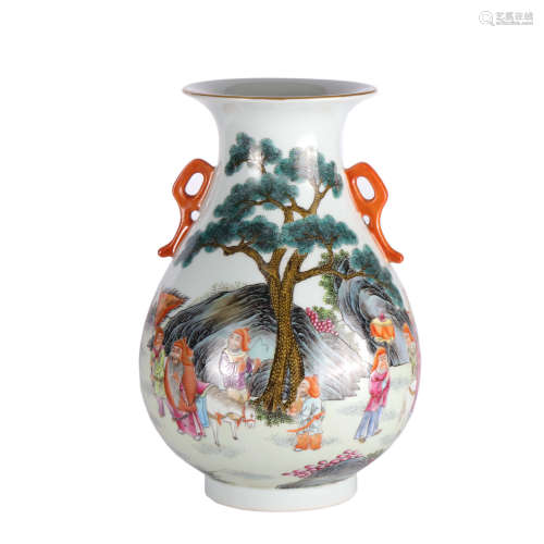 Qing Dynasty - Colored and Patterned Vase
