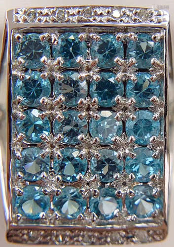 A TOPAZ PENDANT RING