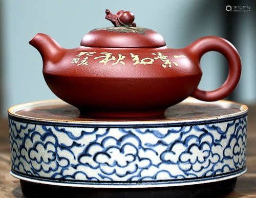 A ZISHA POT MADE BY ZHUANGQIFANG