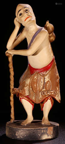 A XIANGZHANG WOOD CARVED ARHAT SHAPE STATUE