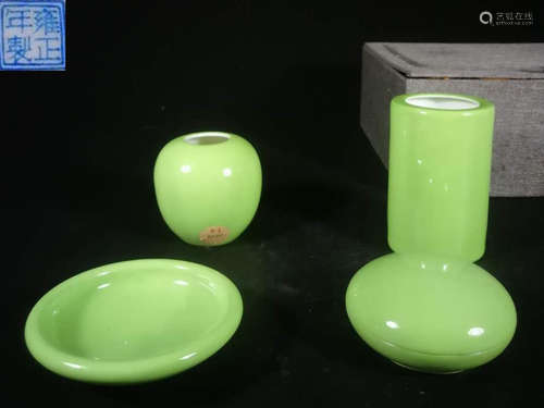 SET OF GREEN GLAZE WRITTING SUPPLIES