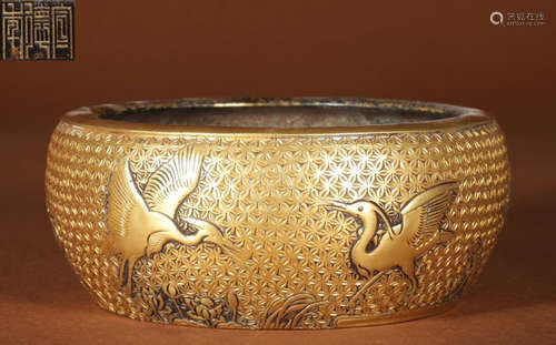 A GILT BRONZE CASTED CRANE PATTERN CENSER