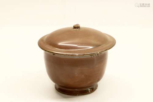 Red Glazed Porcelain Bowl And Cover