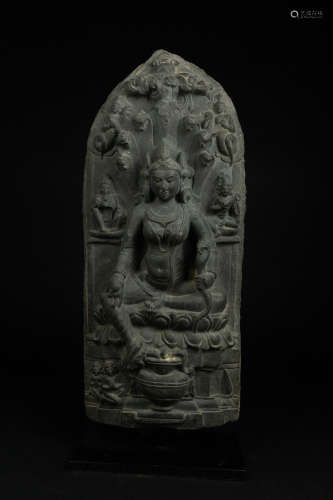 11-12 世紀 帕拉石雕摩那娑蛇女神坐像