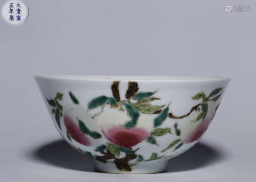 A FAMILLE ROSE GLAZE BOWL WITH PEACH PATTERN