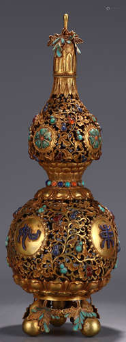 A GILT SILVER WITH GEM AUSPICIOUS PATTERN VASE