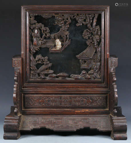 A ZITAN WOOD CARVED FIGURE PATTERN SCREEN