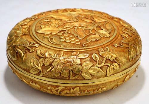 A GILT BRONZE CASTED FLOWER PATTERN BOX