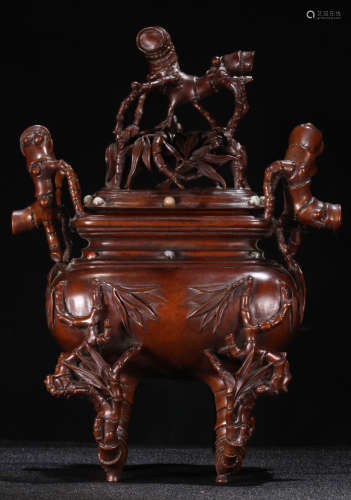 A HUANGYANG WOOD CARVED BAMBOO PATTERN CENSER