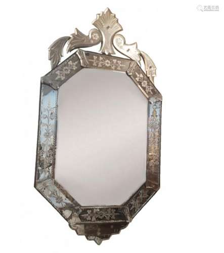 1 Venetian Mirror Beginning of XXth 85 x 48 cm