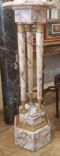 1 Breccia marble Selette in 3 tripod columns surmo…
