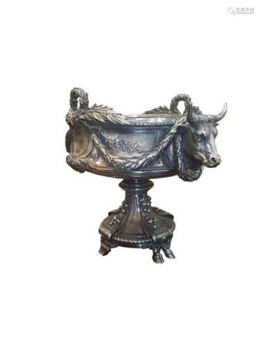 1 Cup in silvered bronze signed Odiot 30 X 40 cm