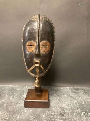 Mask BETE \nShiny patient \nRepublic of Côte d'Ivoir…