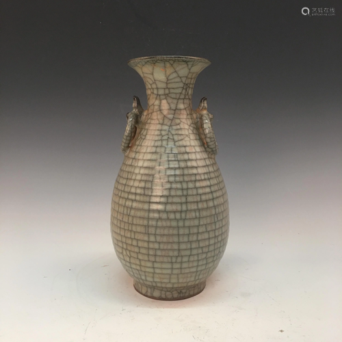 Chinese Ge Ware Vase