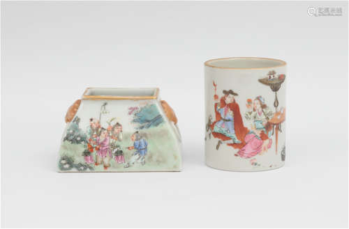 Two pieces of Qianlong pastel porcelain in Qing Dynasty