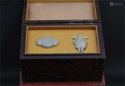 four pieces jade in the Qing Dynasty.