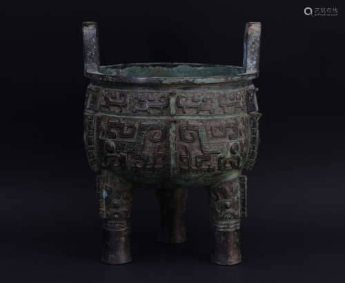 A Bronze Tripod Ding West Zhou Dynasty