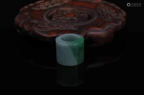 A Jadeite Ring Qing Dynasty
