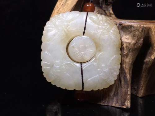 A Carved White Jade Ornament Qing Dynasty