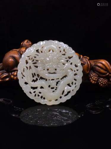 A Carved White Jade Ornament Qing Dynasty