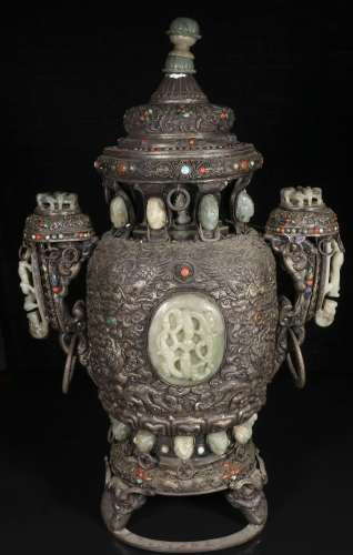 Qing Dynasty  Aromatherapy with silver inlaid jade