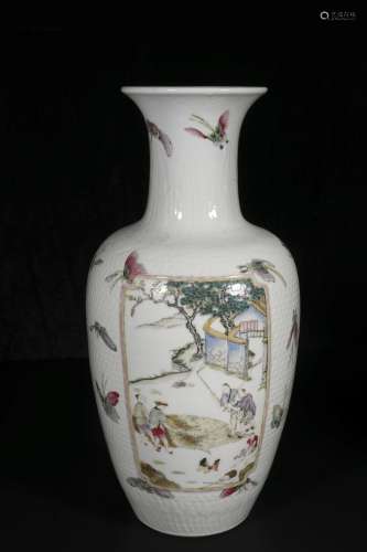 republic Powder enamel vase with avalokitesvara design