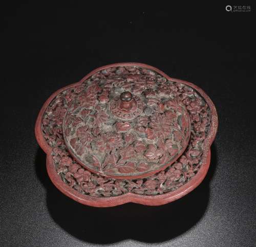 Ming dynasty Lacquer cover box