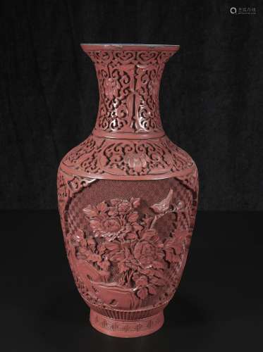 Mid-twentieth century lacquer vase with flowers and