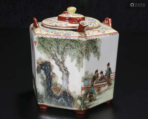 republic  Zheng Sou Mei Powder enamel vase with warm