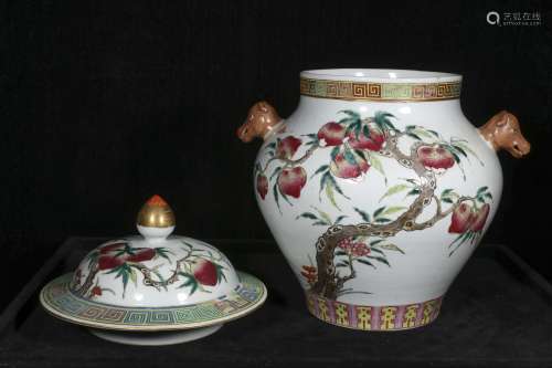 Qing guangxu Powder enamel vase with nine peach lid