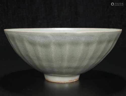 Song Dynasty Longquan bowl