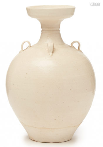 A WHITE GLAZED DISH-MOUTHED VASE