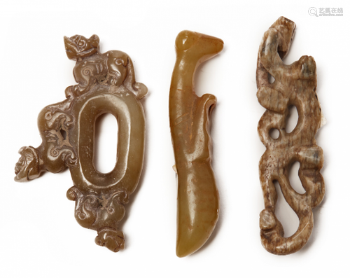 A GROUP OF THREE ARCHAISTIC JADE CARVINGS