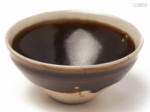 A WHITE RIMMED BLACK-GLAZED TEA BOWL