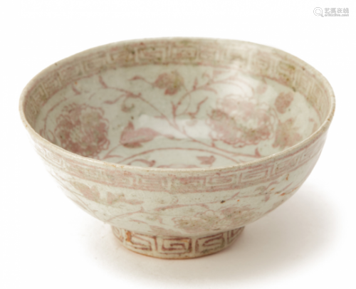 AN UNDERGLAZE COPPER RED BOWL