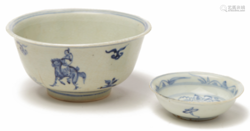 TWO BLUE AND WHITE PORCELAIN BOWLS