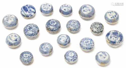 EIGHTEEN SMALL BLUE AND WHITE PORCELAIN COSMETIC BOXES