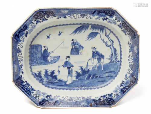 A BLUE AND WHITE EXPORT PORCELAIN MEAT DISH