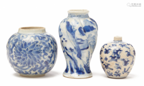 THREE SMALL BLUE AND WHITE PORCELAIN VASES