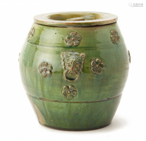 A GREEN GLAZED DRUM SHAPED JAR AND COVER