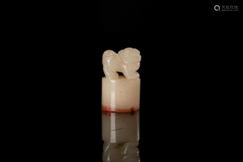 CHINESE SMALL WHITE JADE CYLINDRICAL SEAL