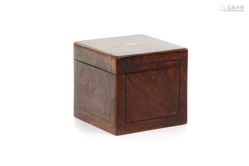 BURLED WALNUT CUBE FORM HUMIDOR