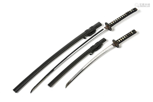 PAIR OF JAPANESE KATANA SAMURAI SWORDS