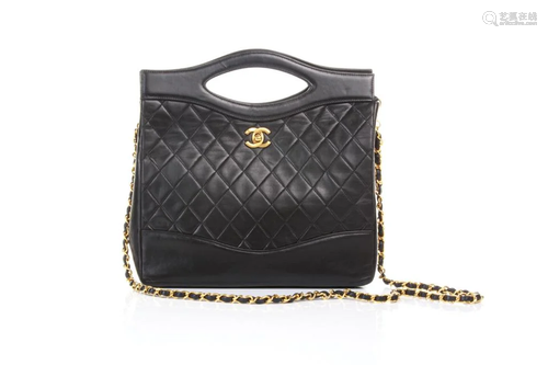 VINTAGE CHANEL LEATHER QUILTED 2 WAY BAG