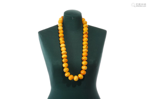 MONUMENTAL NATURAL AMBER BEADED NECKLACE